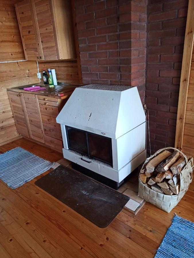 Eraemoekki Jaerven Rannalla Laitila Exteriér fotografie