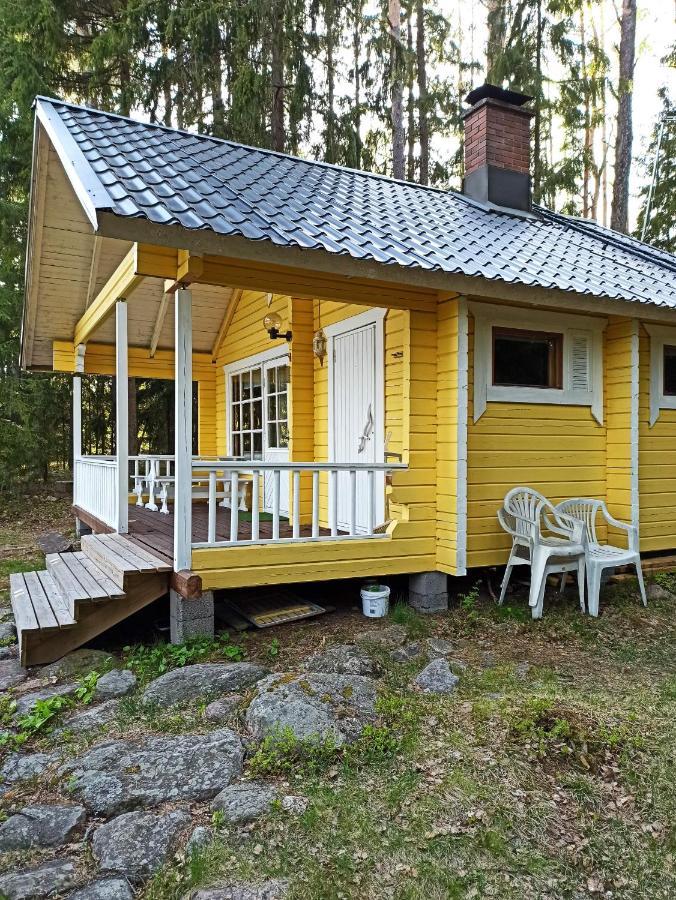 Eraemoekki Jaerven Rannalla Laitila Exteriér fotografie