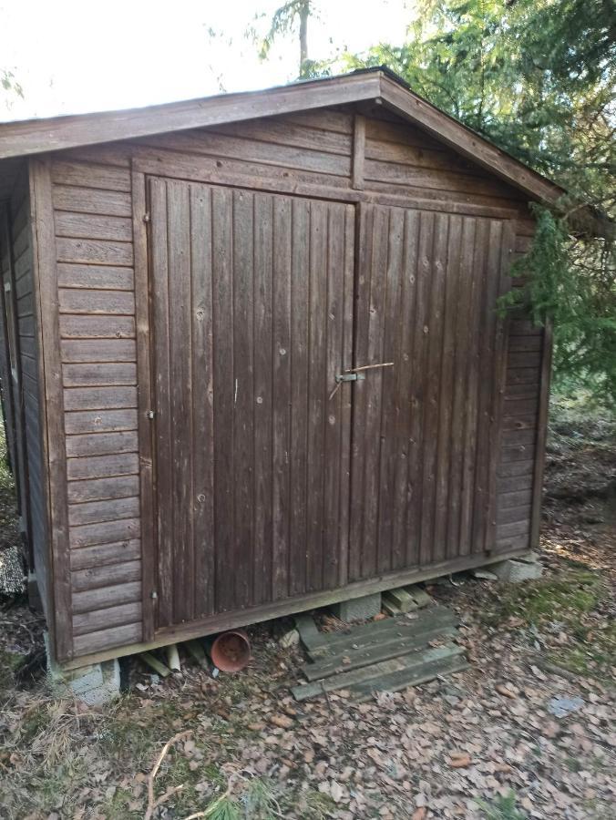 Eraemoekki Jaerven Rannalla Laitila Exteriér fotografie