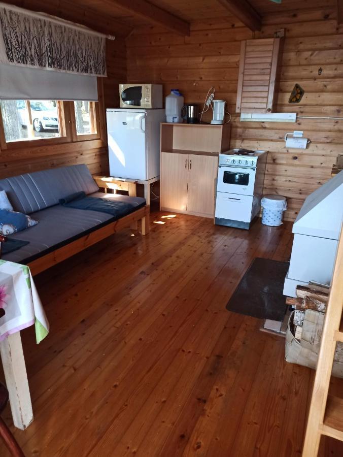 Eraemoekki Jaerven Rannalla Laitila Exteriér fotografie
