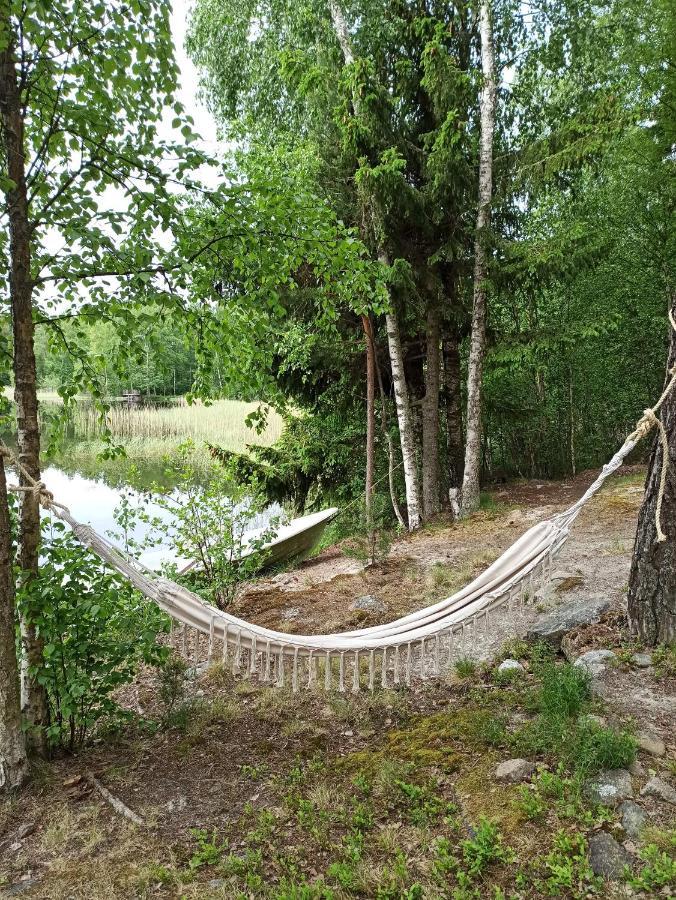 Eraemoekki Jaerven Rannalla Laitila Exteriér fotografie